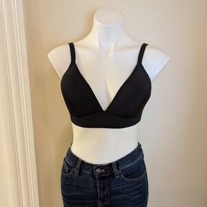 Aerie black bra with little silver stars size 38 C